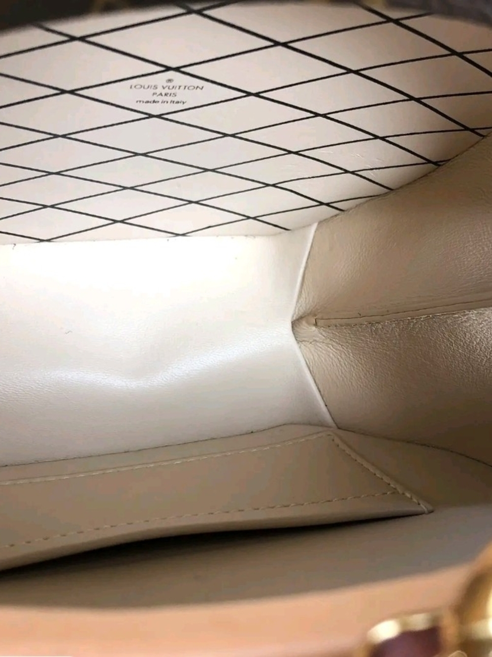 LOUIS VUITTON BOITE CHAPEAU